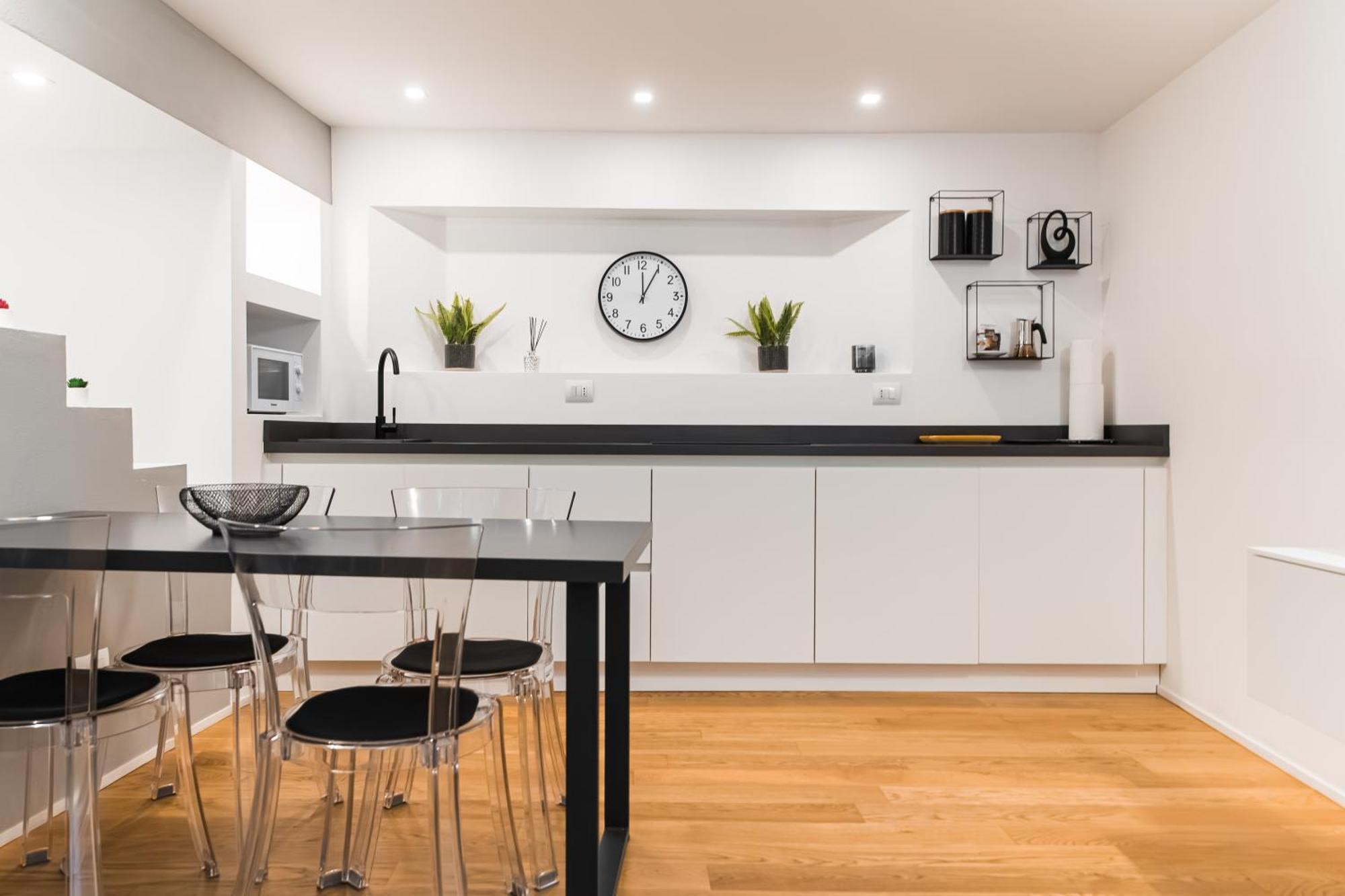 Lilli House - Suite In The Heart Of Bologna Buitenkant foto